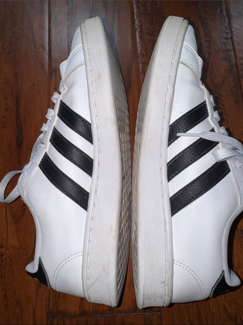 adidas Women’s White Sneakers with Black Three-Stripes Size 9 - Picture 8 of 10